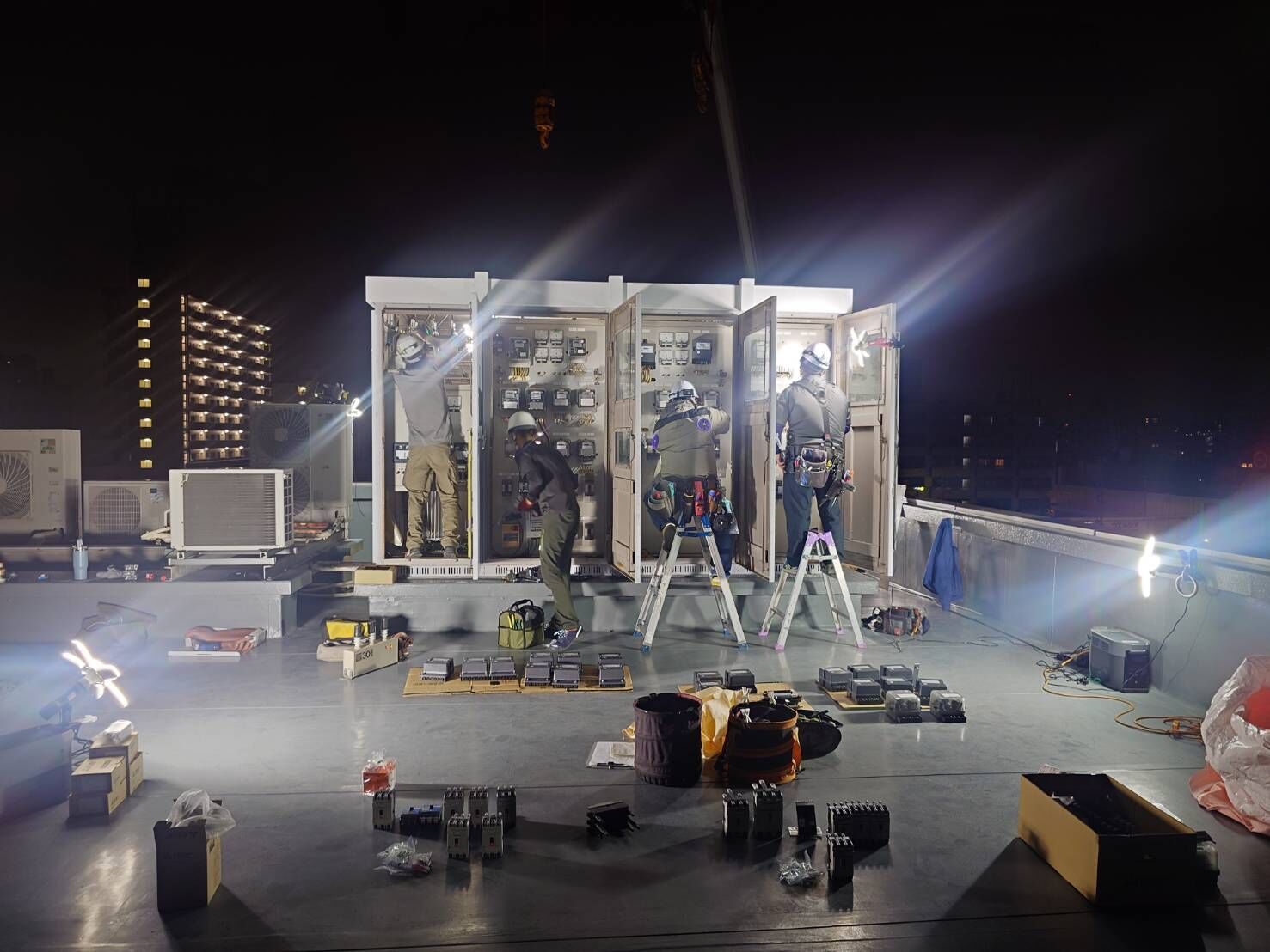 愛知県名古屋市天白区｜ビル屋上キュービクル 高圧受変電設備機器更新工事