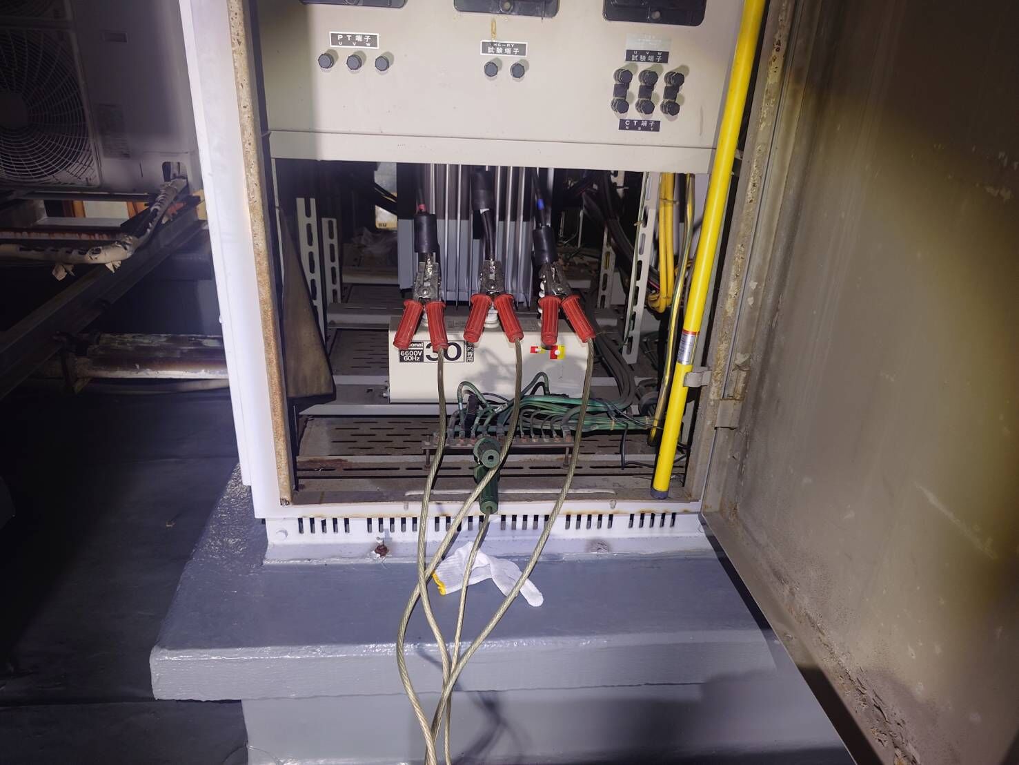 愛知県名古屋市天白区｜ビル屋上キュービクル 高圧受変電設備機器更新工事